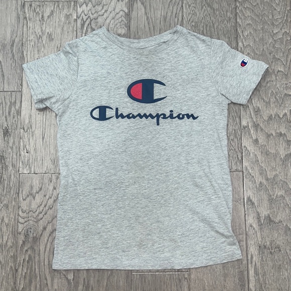 Champion T-shirt - Picture 1 of 6